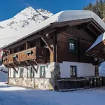 Casa de Férias Silbertal - Almhuetten *