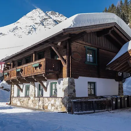 Сasa de vacaciones Silbertal - Almhütten *